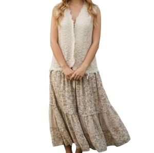 ​Vintage San André 1993 Cream Lace Sleeveless Vest | V-Neck | Size 12 | Cottage